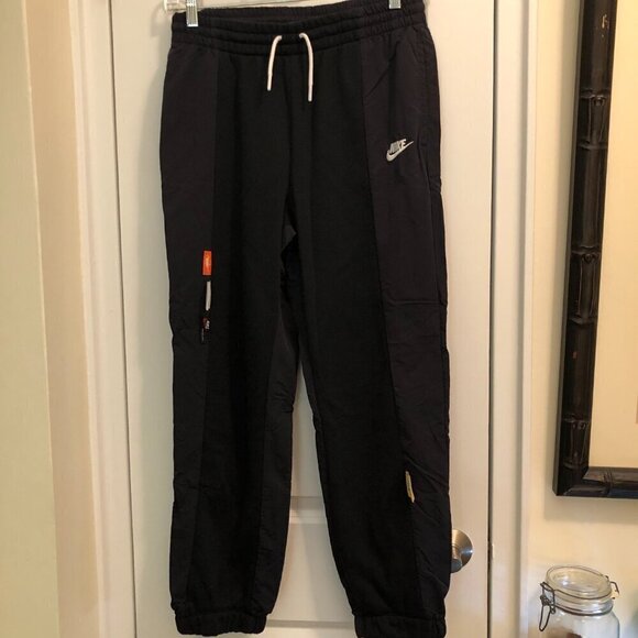Nike Sportswear Icon Clash Sweatpants.Black Size M EUC - Picture 3 of 14